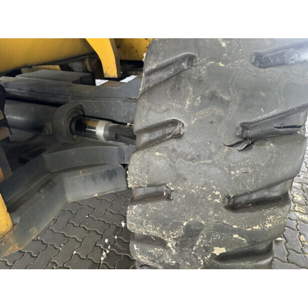 2008 KALMAR DRF450-70S5X-43651210