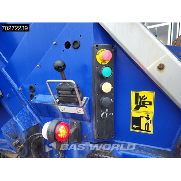 2017 Mercedes-Benz Econic 1830-43651298