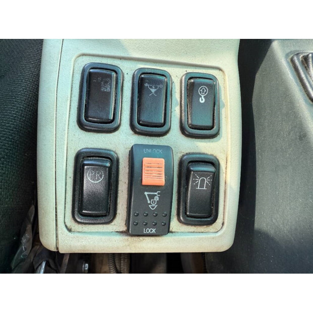 2019 KOBELCO SK350LC-10-43651603