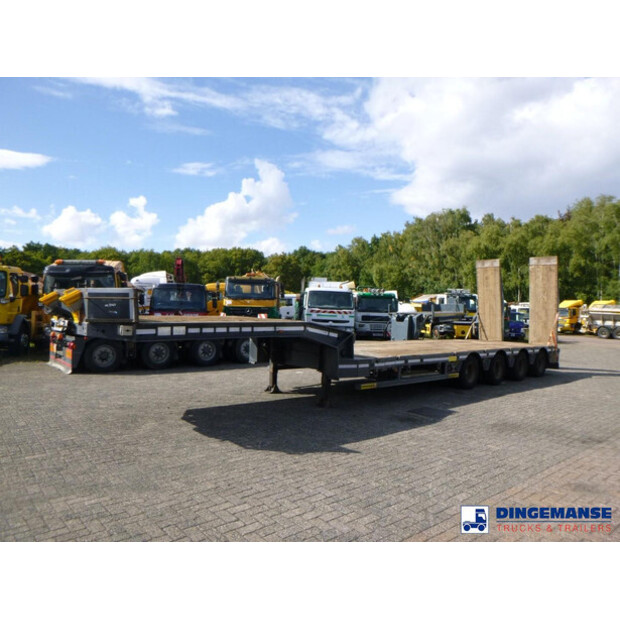 2015 فايمون فيل OTHERS-43652147