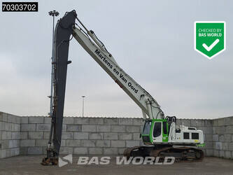 صورة ل حفارات مجنزرة 2009 ليبهير R954C