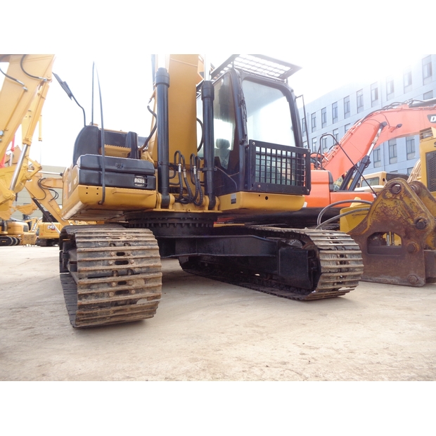 2020 Caterpillar 320D-43653710