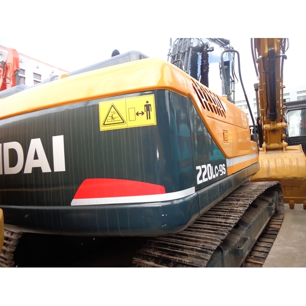 2019 Hyundai R220-9S-43653753