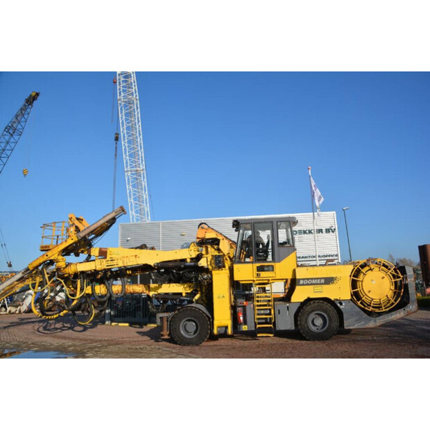 2015 أطلس كوبكو Boomer WE3 C30-43653869