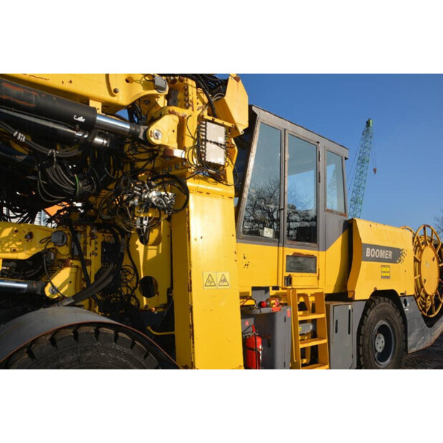 2015 أطلس كوبكو Boomer WE3 C30-43653873