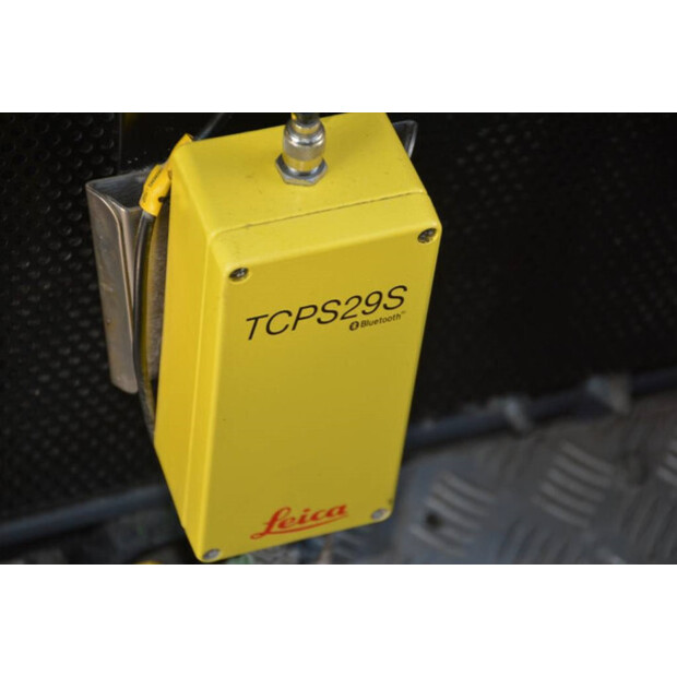 2015 أطلس كوبكو Boomer WE3 C30-43653882