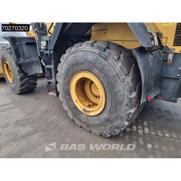 2011 Komatsu WA380-6-43654058