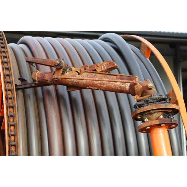 1981 كويكو Rain-43654304