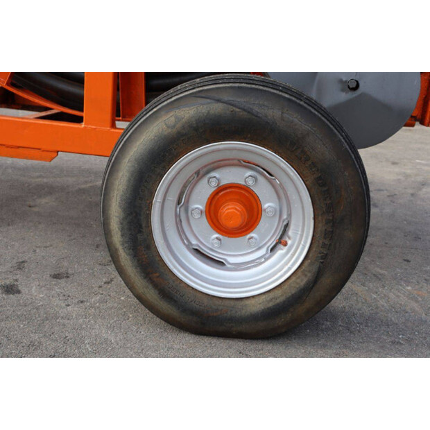 1981 كويكو Rain-43654308