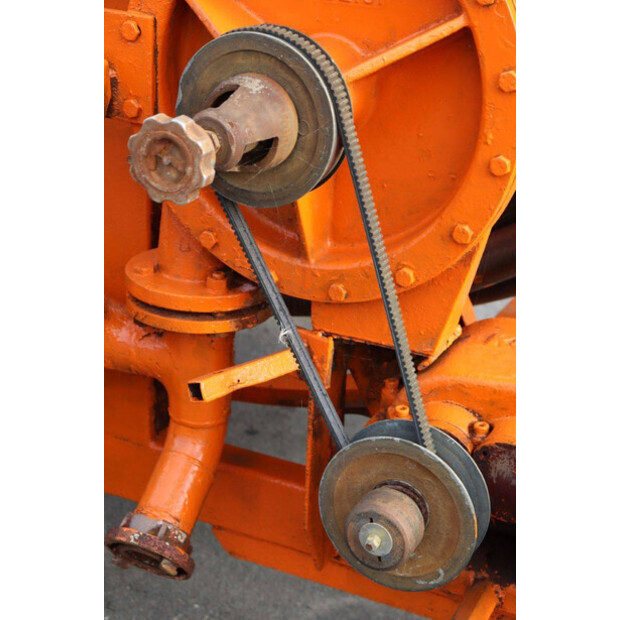 1981 كويكو Rain-43654314