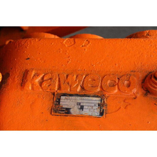 1981 كويكو Rain-43654317