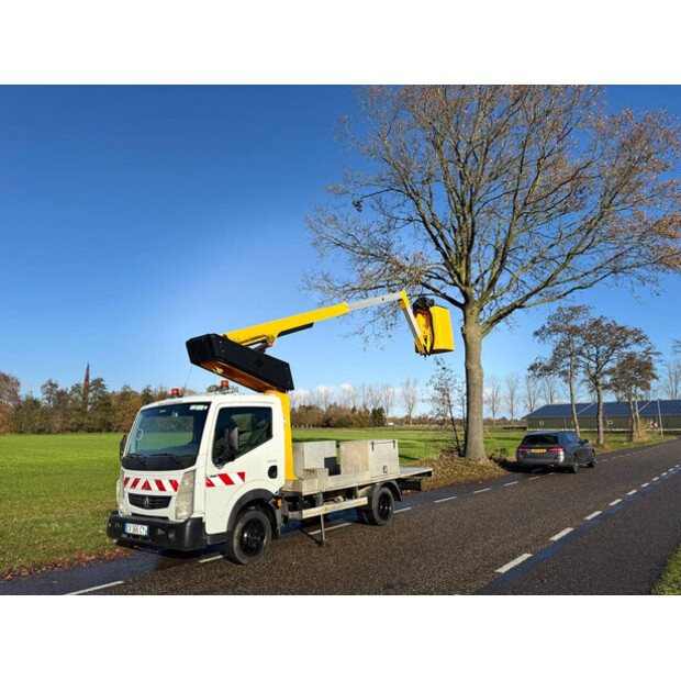 2012 Renault Maxity ET 30 LE-43654323