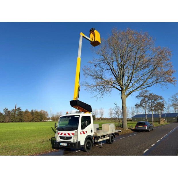 2012 Renault Maxity ET 30 LE-43654329