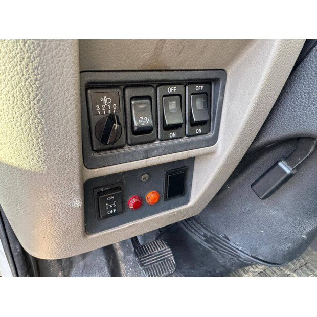 2012 Renault Maxity ET 30 LE-43654331