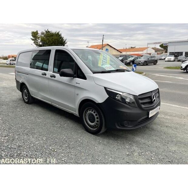 2021 مرسيدس بنز Vito-43669121