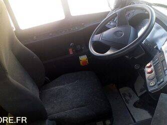 2009-solaris-urbino-12-1382828-43669481