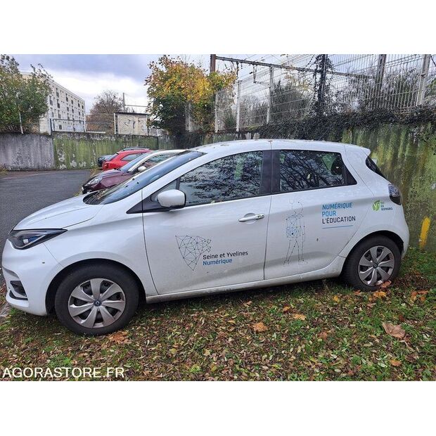 2019 رينو ZOE-43669979