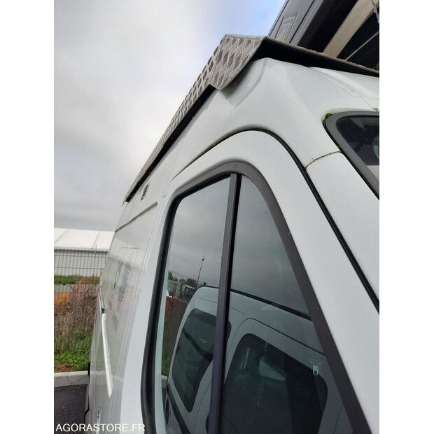 2013 Renault Master-43670368