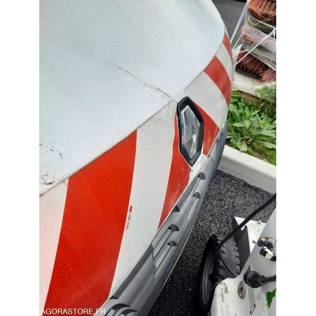 2013 Renault Master-43670371