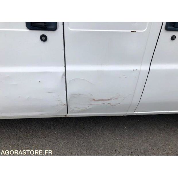 2001 Peugeot BOXER-43670403
