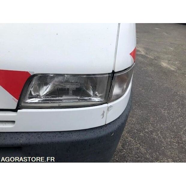 2001 Peugeot BOXER-43670405