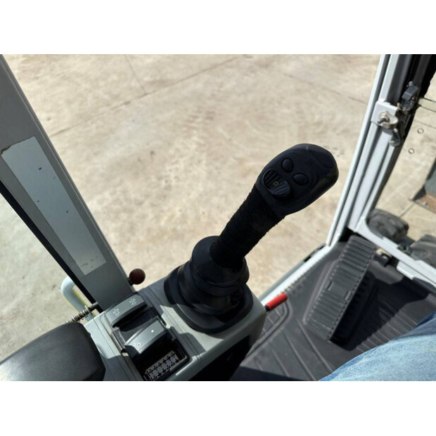 2019 Neuson EW100-43670788