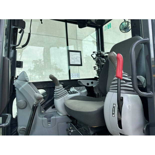 2023 AIRMAN AX33U-7-43670839