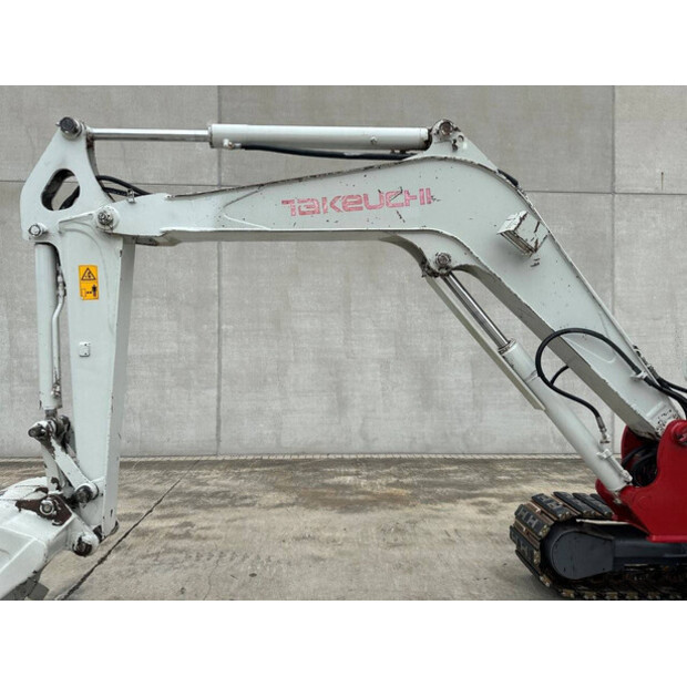 TAKEUCHI TB160C-43671015