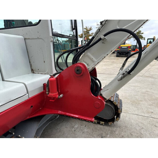 TAKEUCHI TB160C-43671017