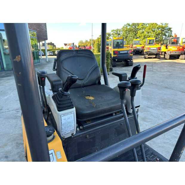 2017 KATO 17VXE-43671246