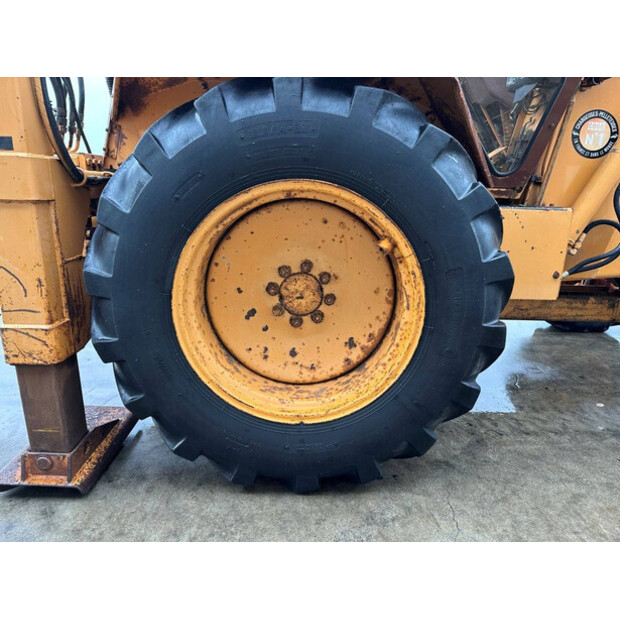 1986 CASE 580G-43671819