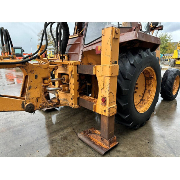 1986 CASE 580G-43671820