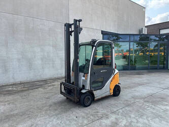 Image de CHARIOTS ÉLÉVATEURS 2012 Still RX70-18T