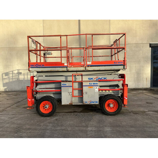 2009 SkyJack SJ-8841-43672300