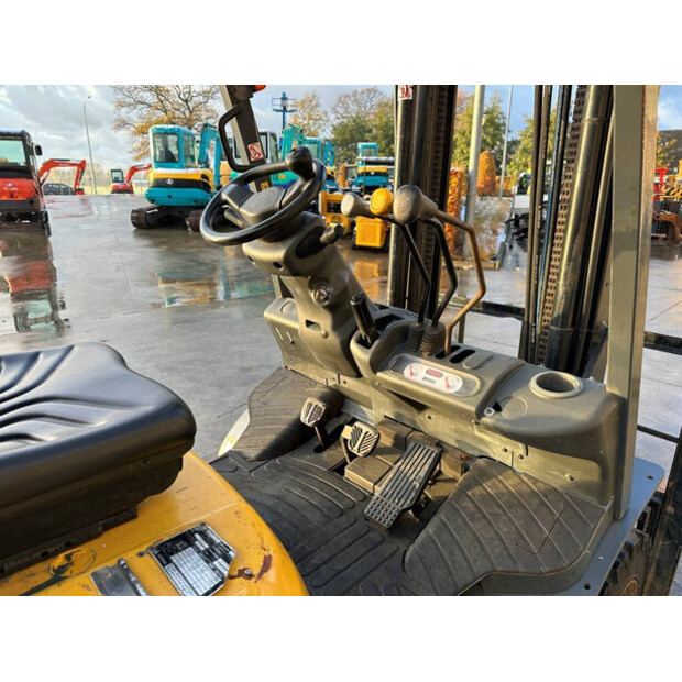 2007 TCM D-FHG25T3-43672405