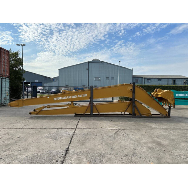 2025 Caterpillar 320D-43672454