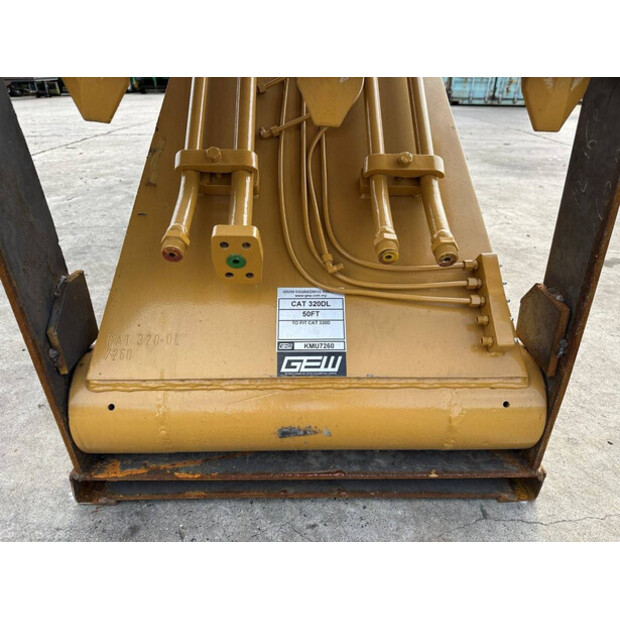 2025 Caterpillar 320D-43672475