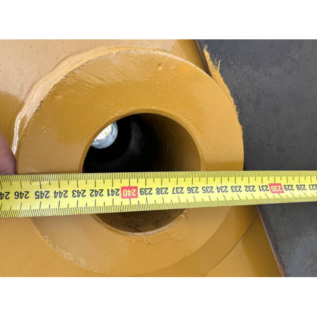 2025 Caterpillar 320D-43672489