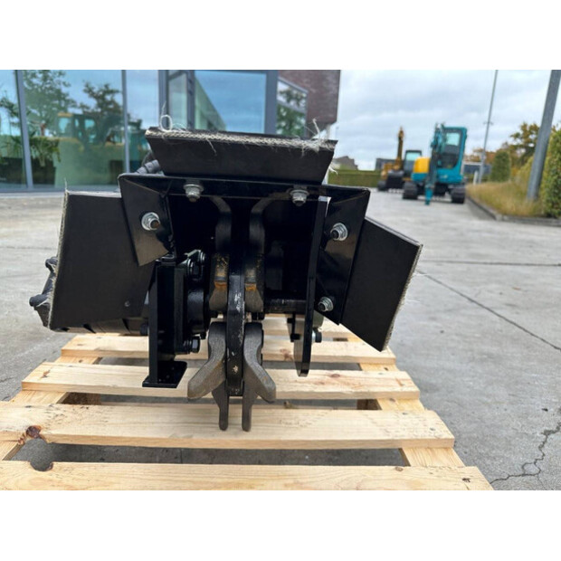 2025 Giyi GY-SZYMJ-43672620