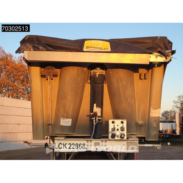 2013 بينالو BEN-43672857