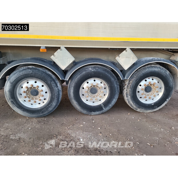 2013 بينالو BEN-43672860