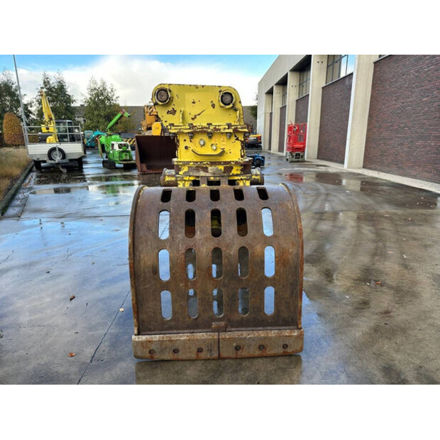 2017 انميسول SGR1500M-43672887