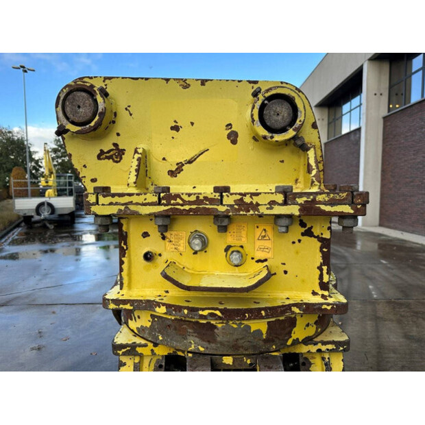 2017 انميسول SGR1500M-43672891