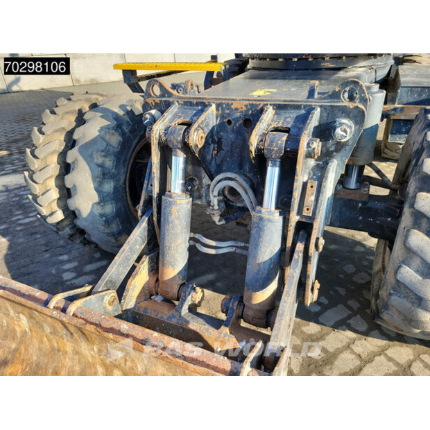 2016 JCB JS175W-43672964