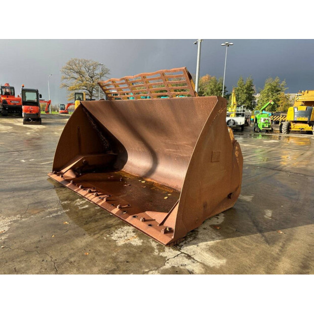 2015 Caterpillar CH-09-000132-15-43672994