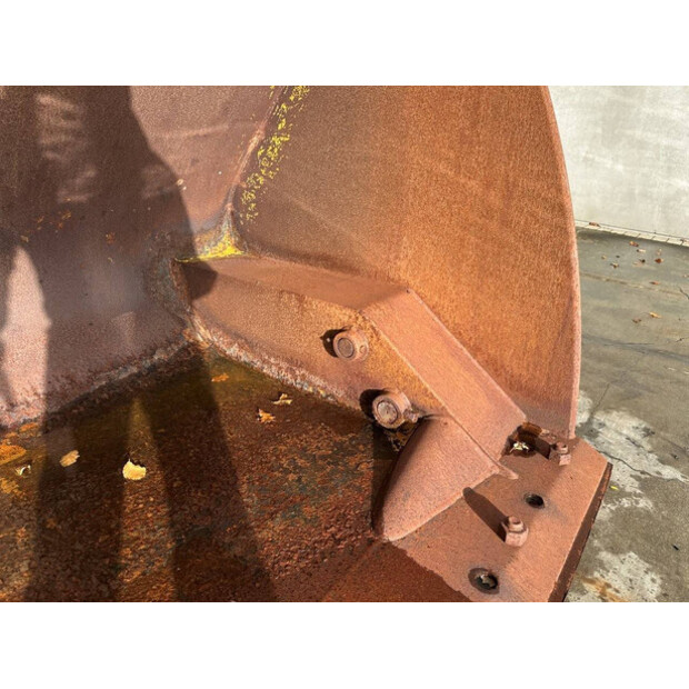 2015 Caterpillar CH-09-000132-15-43673001