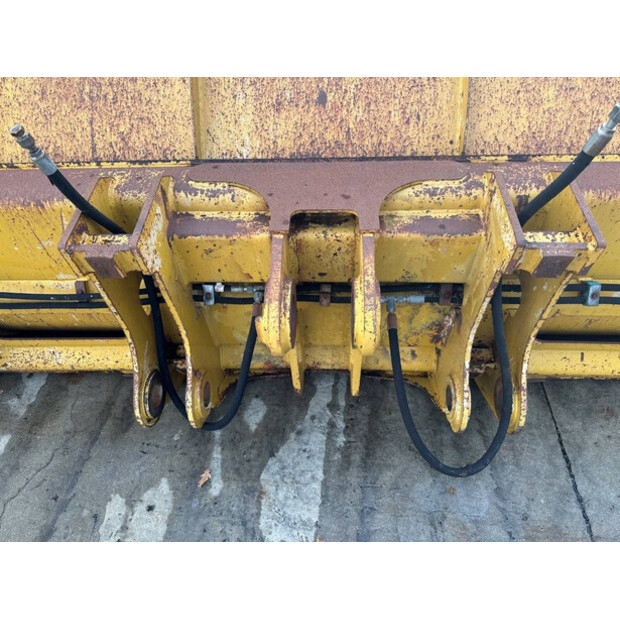 2015 Caterpillar CH-09-000132-15-43673004