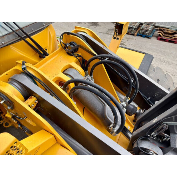 2018 Volvo L220H-43674215