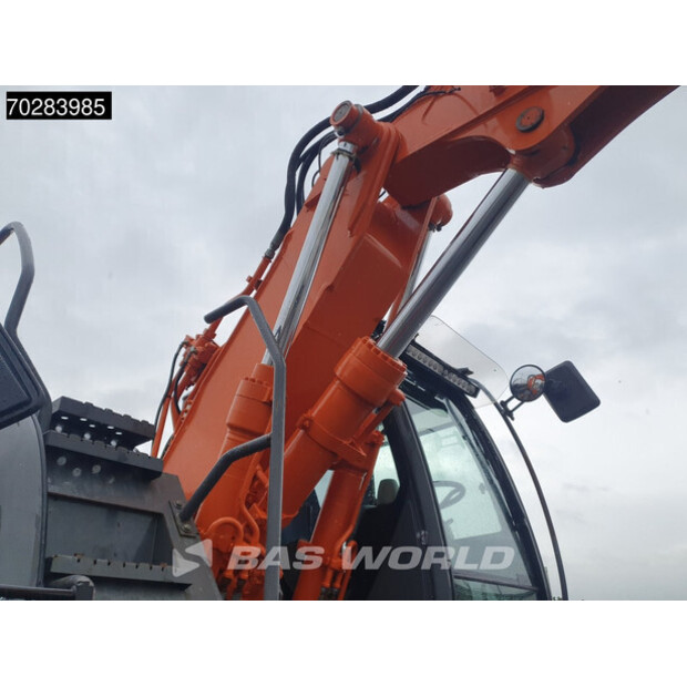 2010 Hitachi ZX140W-3-43675914