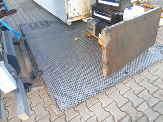 2018-iveco-eurocargo-120e190-1383238-43675925